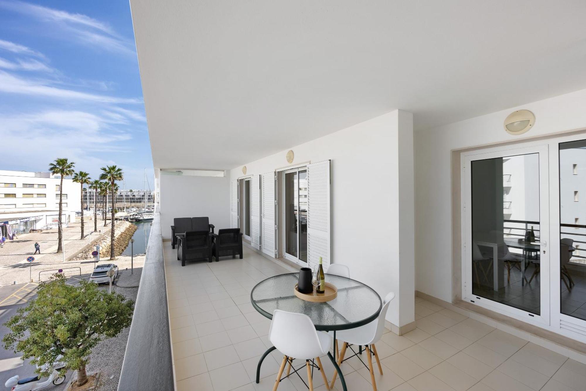 Marina Elegance Apartment Lagos Exterior photo